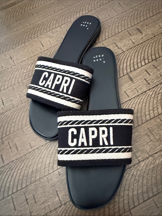 a new day Shoes - a new day Black & Cream Capri Slide Sandals